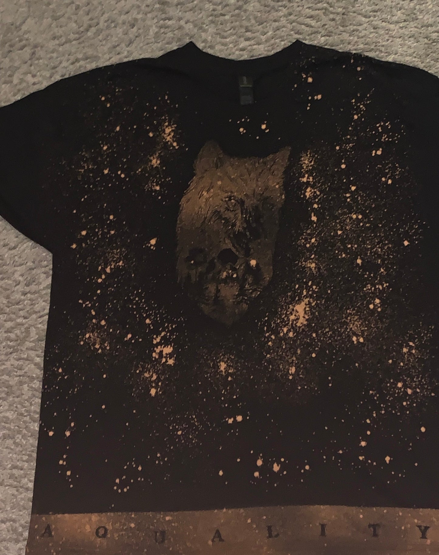 Black & Gold -A. Quality Apparel T-Shirt (%100 Cotton) Size: X-LARGE